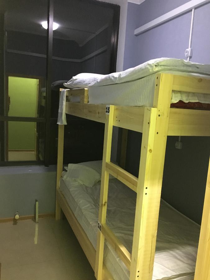 West Point Premium Hostel Almaty Bagian luar foto