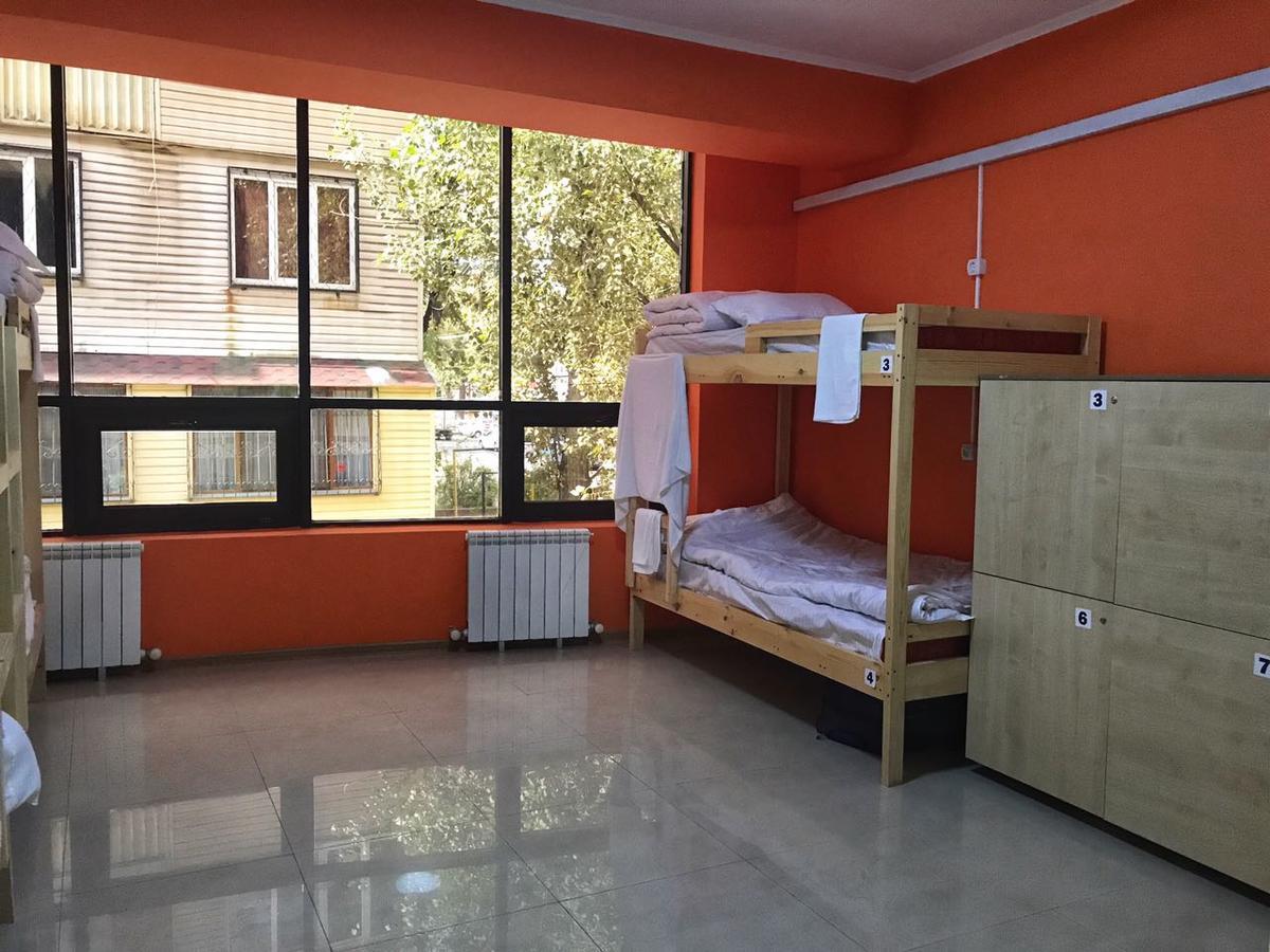 West Point Premium Hostel Almaty Bagian luar foto