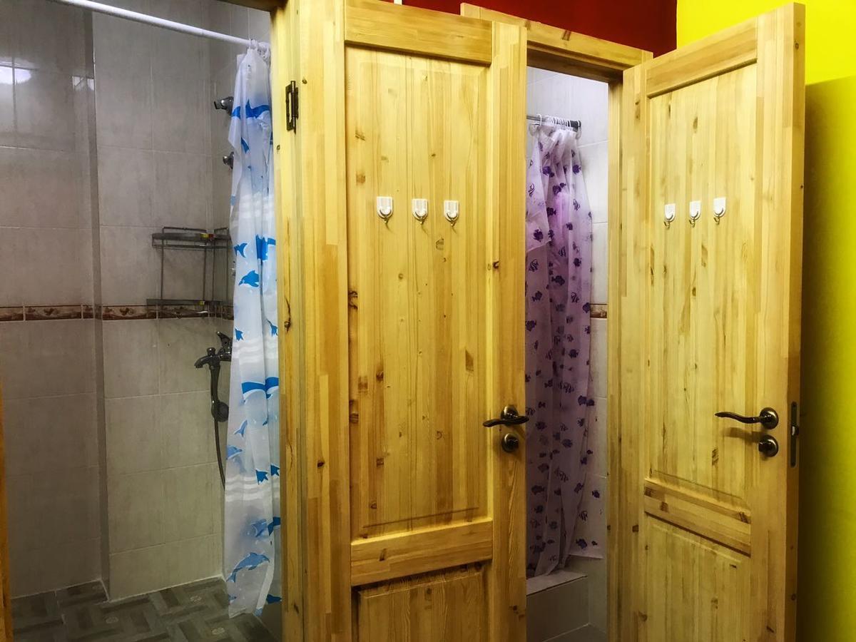 West Point Premium Hostel Almaty Bagian luar foto